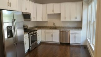 2044 Beacon St Unit 2, Waban, MA 02468