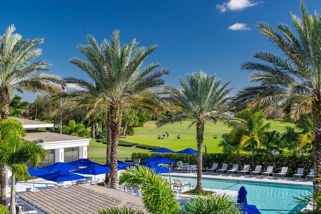 Wyndemere Country Club has beautifully maintained grounds and amenities.