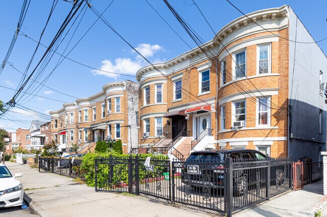 Rowhouses can be seen in Unionport, The Bronx.