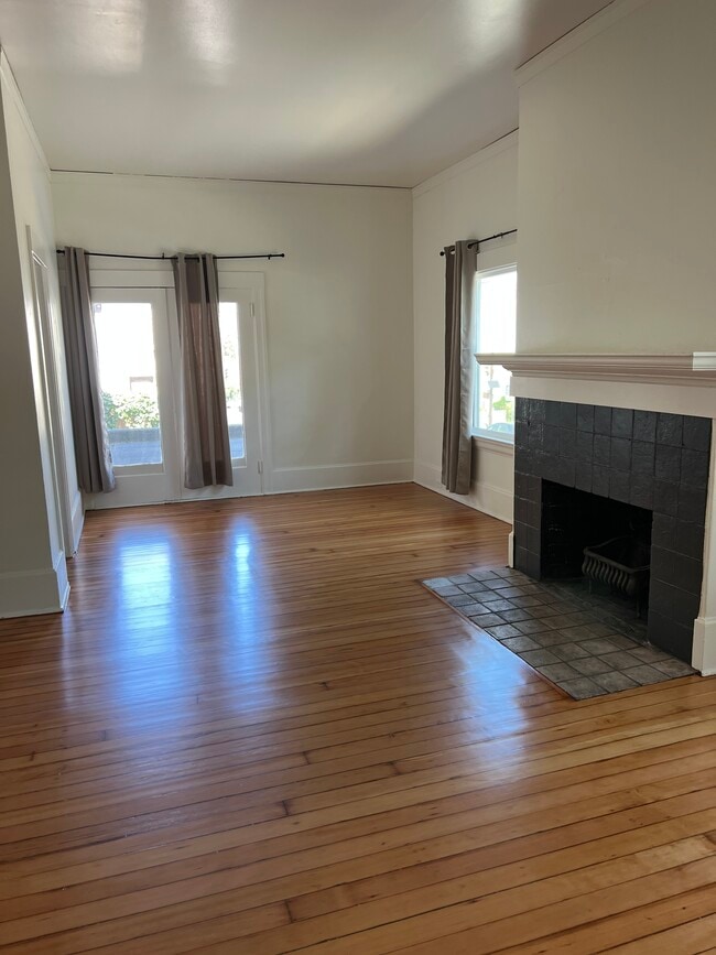2708 Channing Way unit single rooms, Berkeley, CA 94704 - photo 6