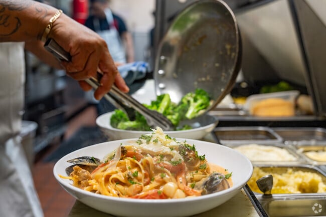 Great Italian food can be found near Vallejo Manor at Bambinos Restaurant in downtown Vallejo.