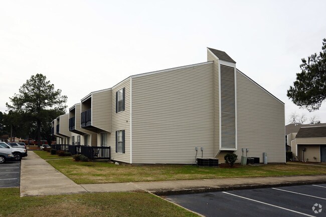 Brookley Pointe, Mobile, AL 36603 - photo 7