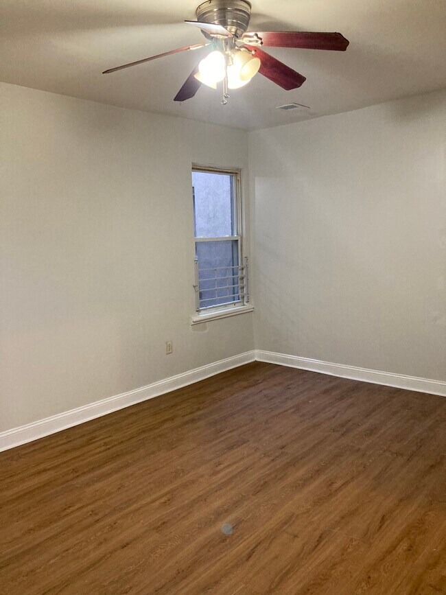 347 Avon Ave unit 2, Newark, NJ 07108 - photo 5