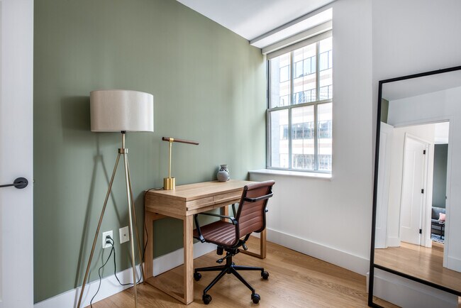 425 3rd St unit FL3-ID2087, Jersey City, NJ 07302 - photo 3