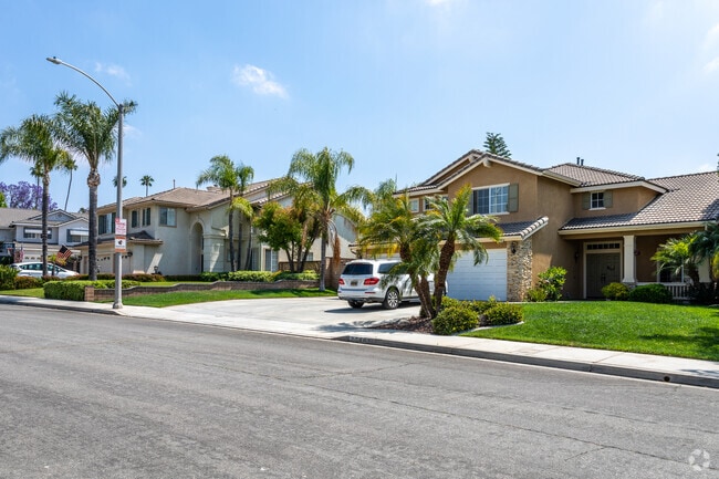 A row of expansive multi-story homes adds an impressive touch to the landscape of Casa Blanca.