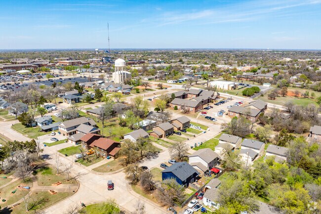 Northern Hills offers housing close the University of Central Oklahoma.