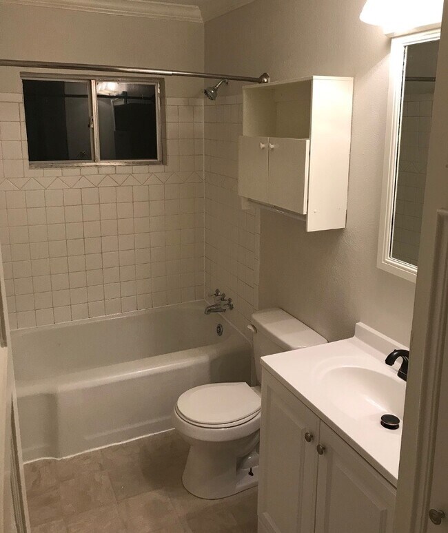 1029 Wilson St unit 1029 Wilson St., Port Neches, TX 77651 - photo 6