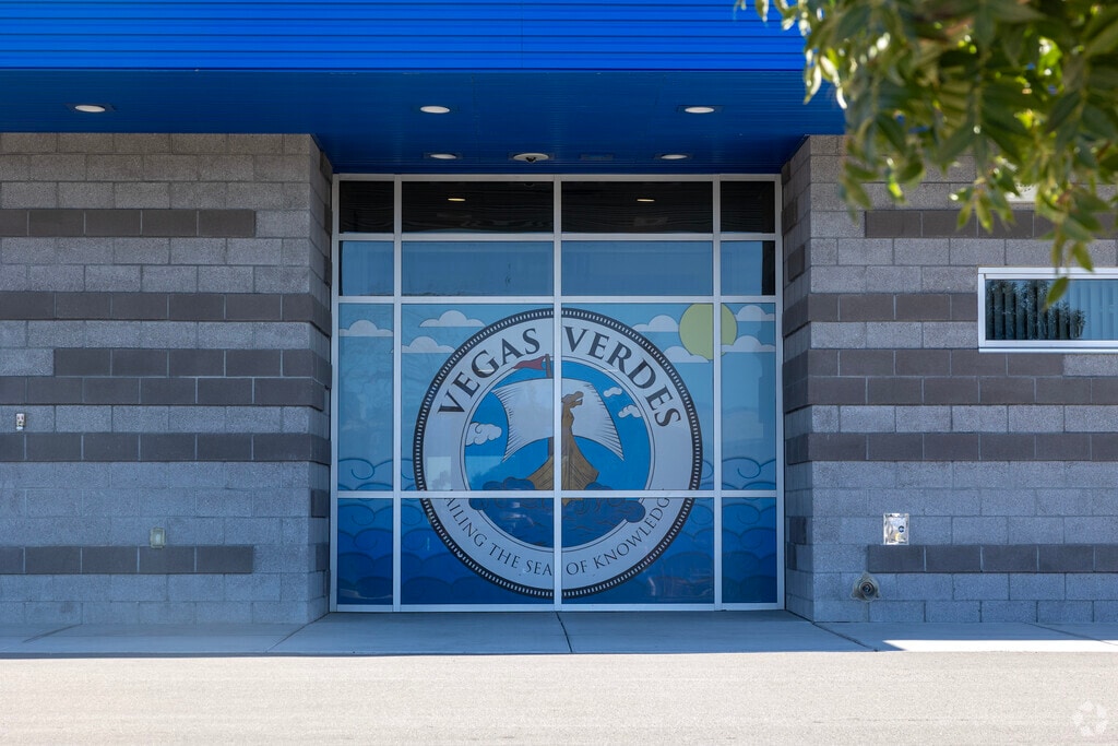 Vegas Verdes Elementary School 1