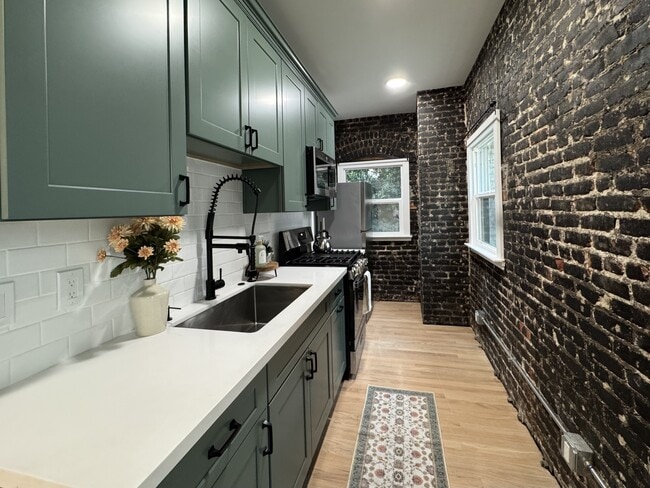 1 month FREE on select units! Live Bright at The Ansley!, Los Angeles, CA 90026 - photo 3