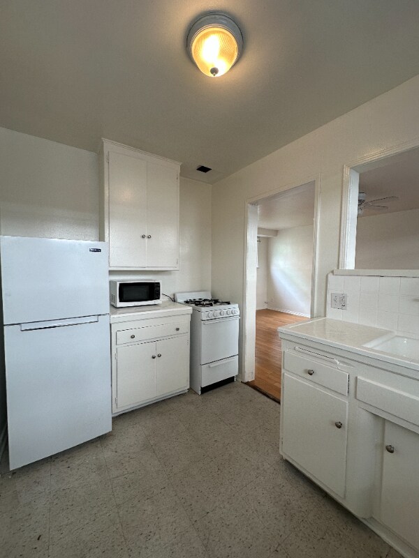 1737 N Sycamore Ave unit 112, Los Angeles, CA 90028 - photo 3
