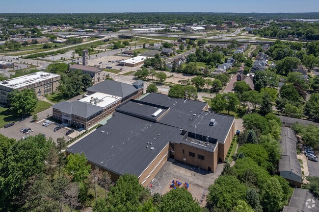 Akron Alternative Academy offers a variety of programs that challenge children.