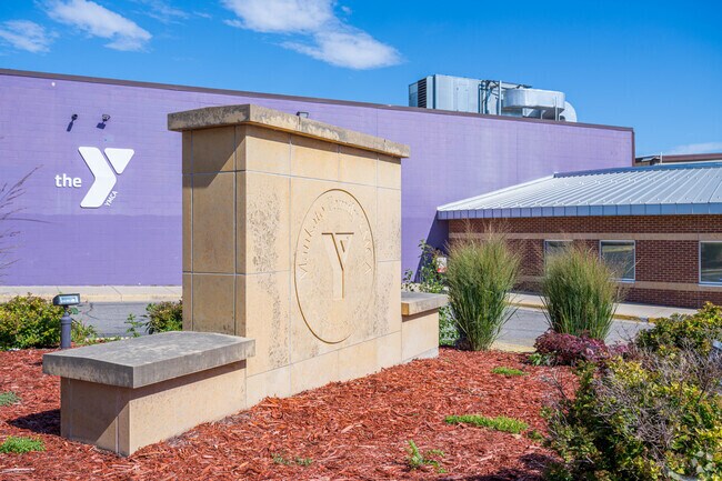 The Mankato YMCA is right next to the Blue Earth Park neighborhood.