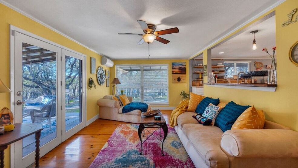 316 Jacobs Creek Park Rd unit ID1351235P, Canyon Lake, TX 78133 - photo 1