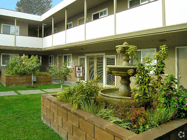 City Walk Apartments, Concord, CA 94520 - photo 4