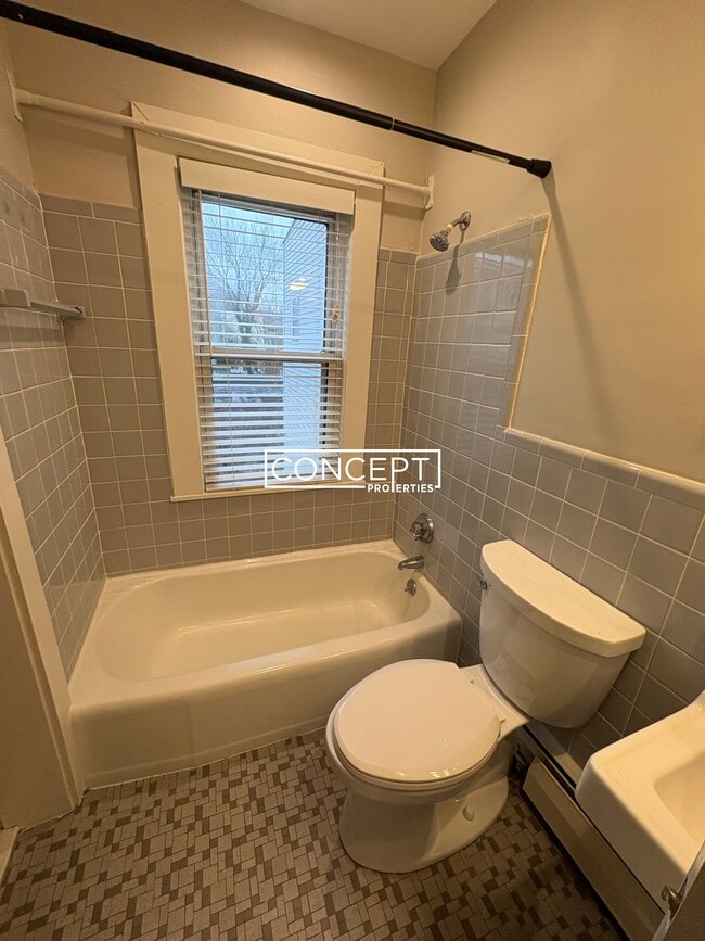 220 Banks St unit 6, Cambridge, MA 02138 - photo 6