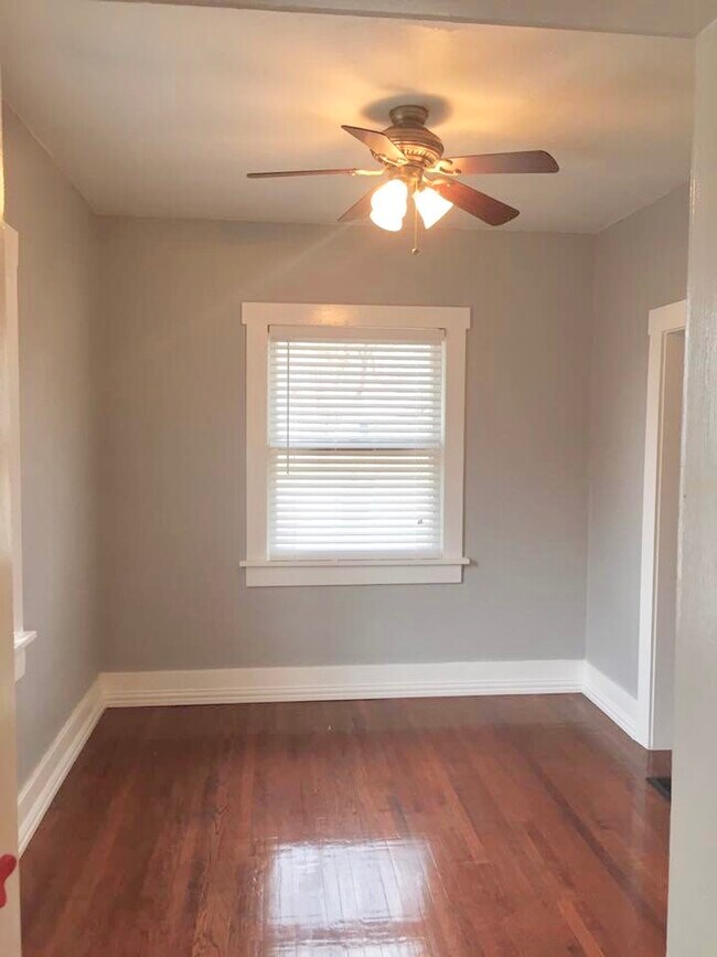 2812 NW 15th St, Oklahoma City, OK 73107 - photo 5