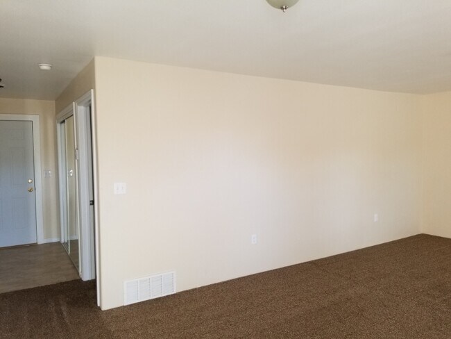 419 1st Ave W, Three Forks, MT 59752 - photo 7