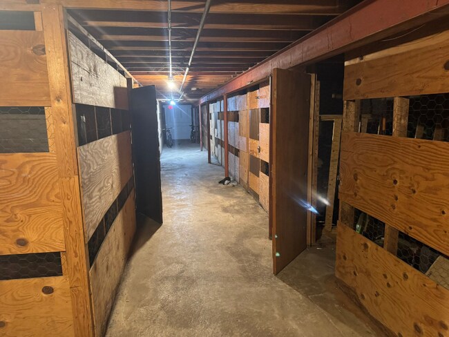 630 S Hawley Rd unit 201, Milwaukee, WI 53214 - photo 5