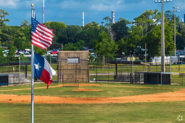 Channelview Sports Complex is perfect for community games in Channelview.