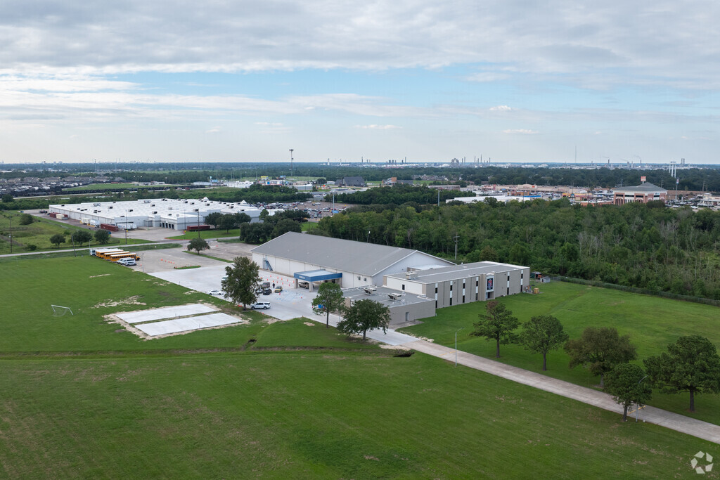 Bob Hope H.S. is located in Port Arthur, TX.