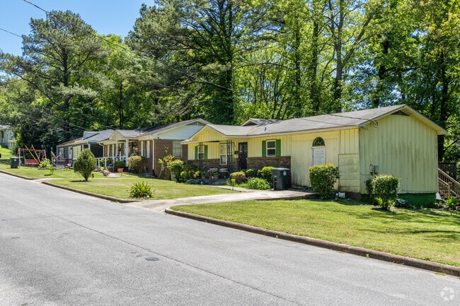 There are many types of residential homes in Gate City, Birmingham.