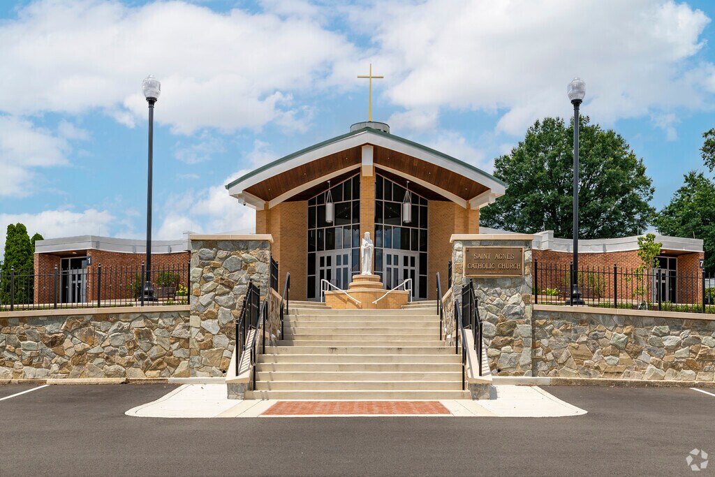 St Agnes School is a private school in Arlington.