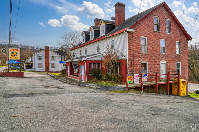 The Crazy Horse Bar & Grill is a popular watering hole in Bentleyville, PA.
