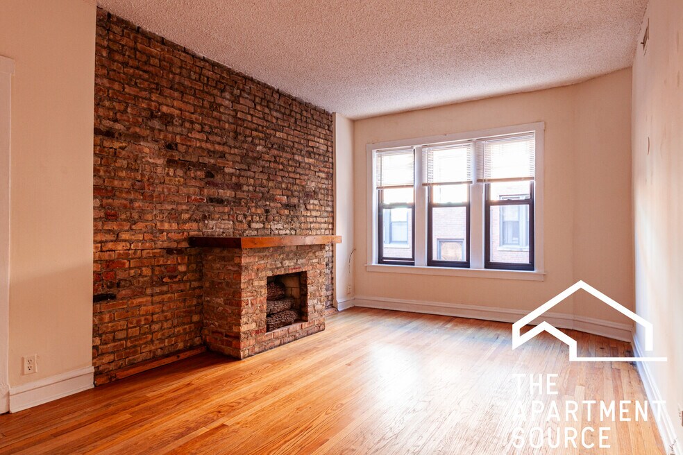 3519 N Racine Ave unit W3, Chicago, IL 60657 - photo 1