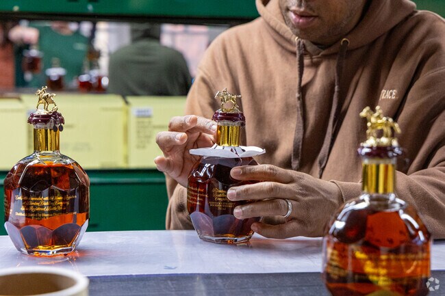 Distilled in Frankfort, Blanton's Single Barrel Bourbon was the first single barrel bourbon to be sold commercially and was released in 1984.