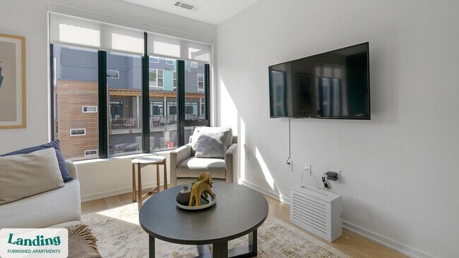 318 W Corporation St unit 1-321, Durham, NC 27701 - photo 4