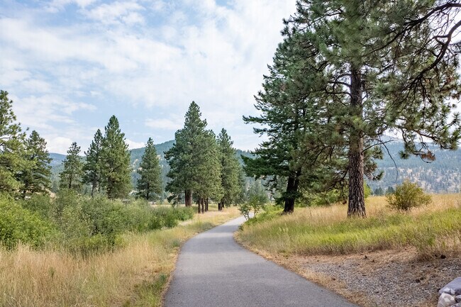 The Kim Williams Trail runs trough the Marshall Canyon.