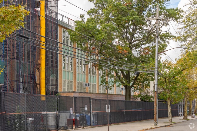 JHS 194 William Carr placed in the top 50% of all schools in New York.