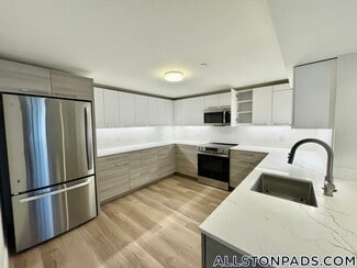 1079 Commonwealth Ave Unit 451, Boston, MA 02215