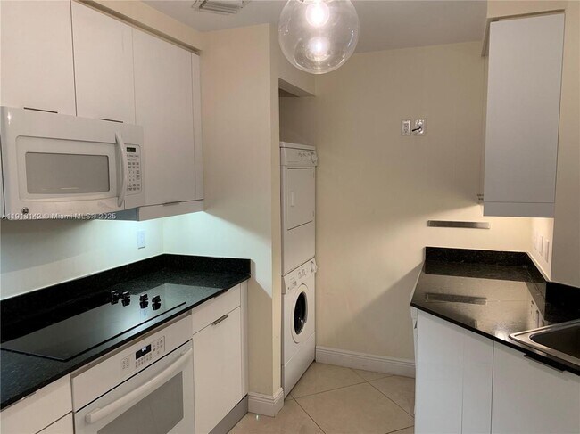 Resort Villas, Key Biscayne, FL 33149 - photo 3