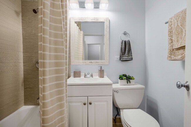 1356 N Lake Shore Dr, Chicago, IL 60610 - photo 6