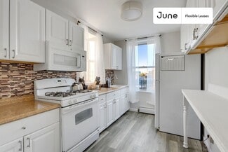 13 Charlotte St, New York, NY 11385