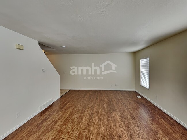 1220 N Lewis Peak Dr, Ogden, UT 84404 - photo 5