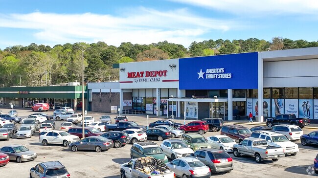 Maple Grove, Birmingham Alabama. Local Shopping Market