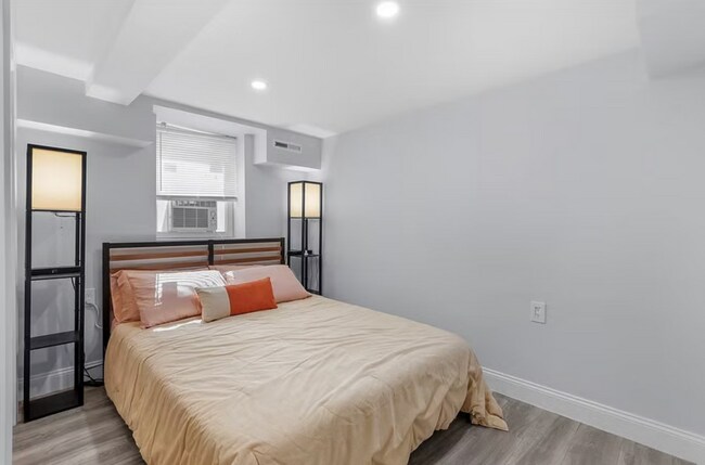67 Curtis Rd unit 2bd near ocean, Revere, MA 02151 - photo 6