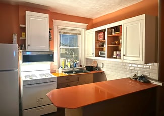 2832 Peery Ave Unit 2, Kansas City, MO 64127