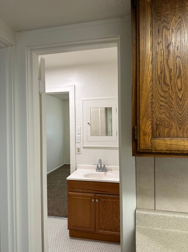 2286 Monroe Blvd, Ogden, UT 84401 - photo 5