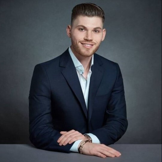 Agent Photo