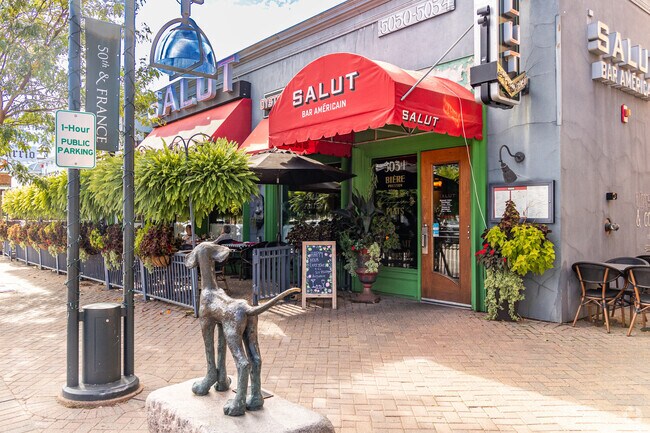 Salut is a bustling French bistro featuring traditional dishes and craft cocktail.