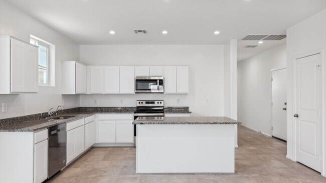 8535 W Clemente Way, Florence, AZ 85132 - photo 5