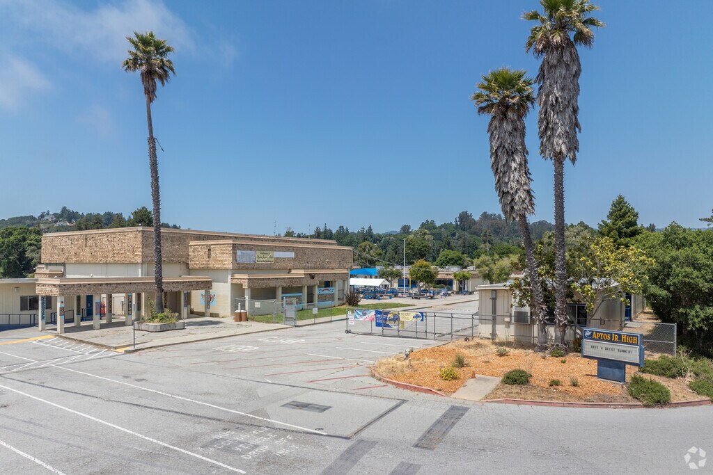 Aptos Junior High School emphasizes academic and social skills.