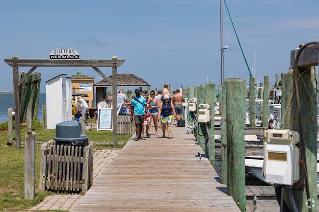 Hatteras Marina is a great place for family and friends to charter a boat in Hatteras.