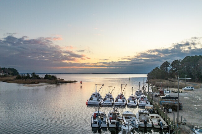 Deep Creek residents see stunning sunsets over the water.
