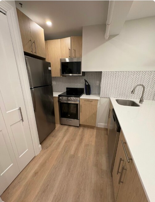 3 Joy St Unit B, Boston, MA 02108