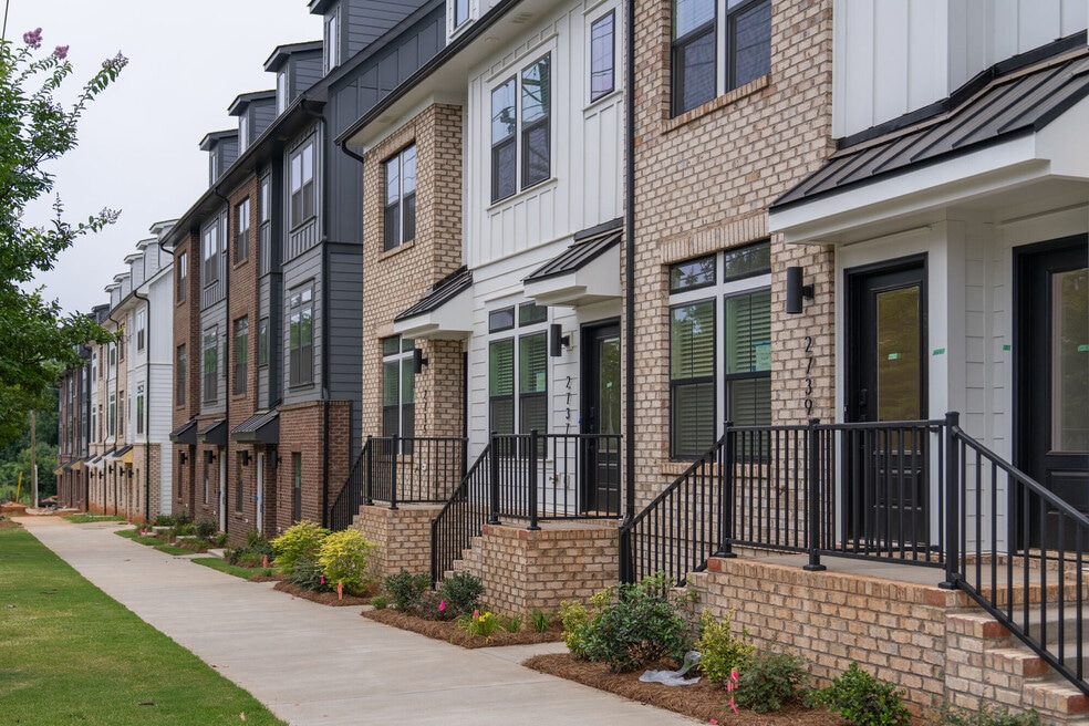 One West End, Charlotte, NC 28208 - photo 1