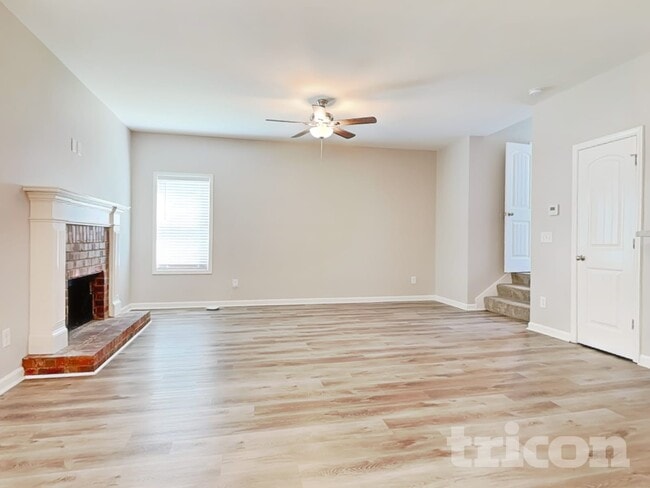 10 Carriage Hls Dr SE, Cartersville, GA 30121 - photo 2